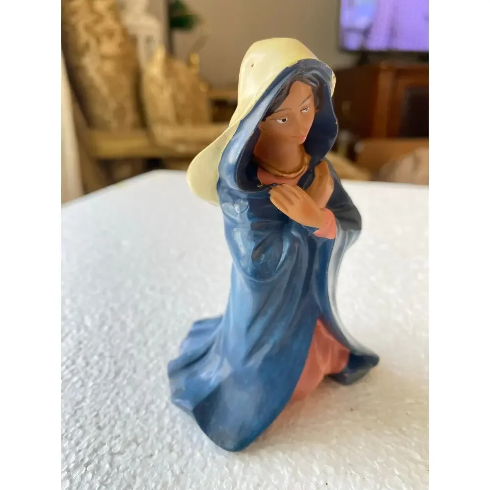 Handpainted mary resin